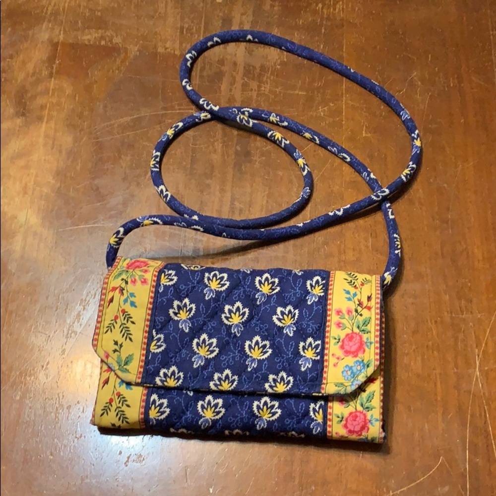 Crossbody wallet